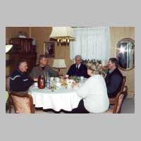 111-1261 Das Kollektiv Remmers nimmt Abschied im Hause Kenzler.JPG